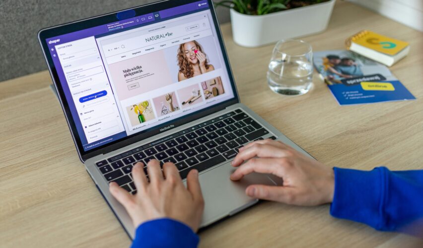 5 Powerful AI Tools to Boost Your E-Commerce Sales and Efficiency